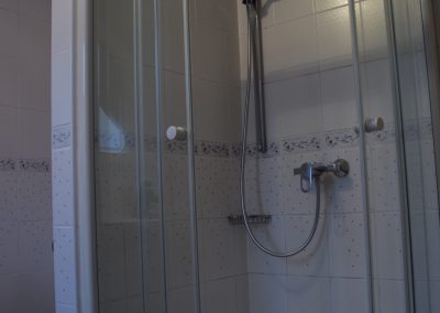 Ferienwohnung Offenburg Waidele - Badezimmer / Dusche